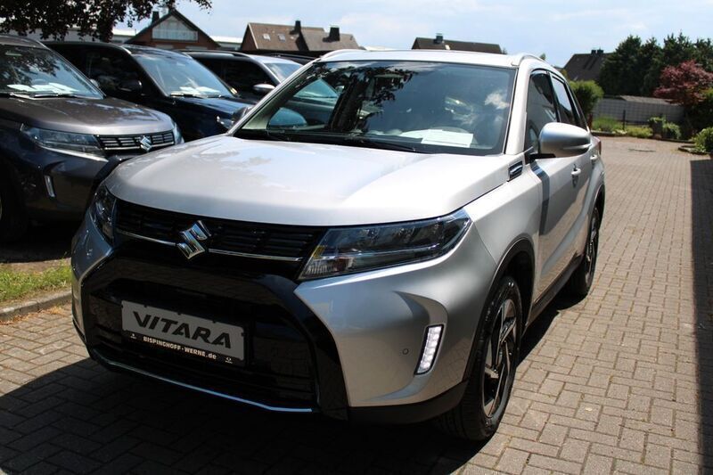 Silber Neu 2025 Suzuki Vitara Comfort+ SUV | 27.795 € (Etwas zu teuer) - Bild 1/4