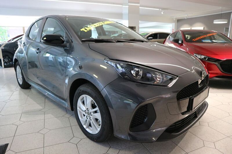 Grau Neu 2025 Mazda 2 Center-Line Limousine | 22.950 € (Fairer Preis) - Bild 1/4