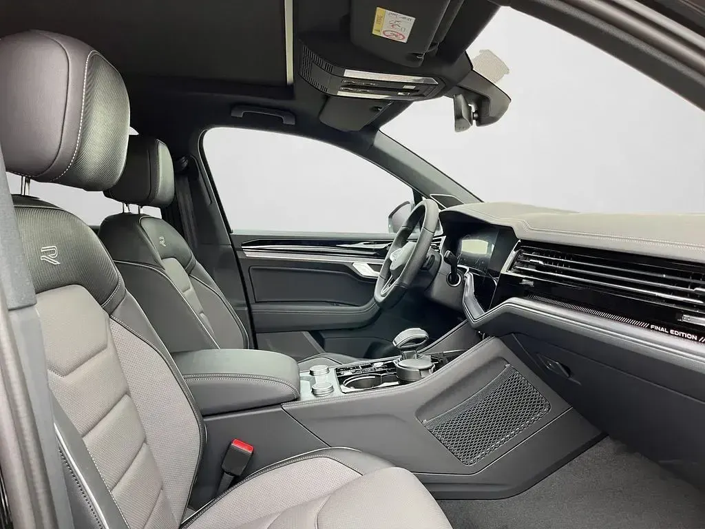 Neu VW Touareg Edition 286 PS (210 kW) 2026 Schwarz SUV