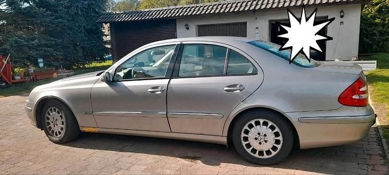 Second-hand Mercedes E200 163 CP (119 kW) 2003 Gri Berlinǎ