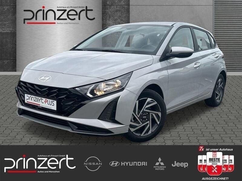 Phantom black Neu 2024 Hyundai i20 Trend Limousine | 20.470 € (Fairer Preis) - Bild 1/3