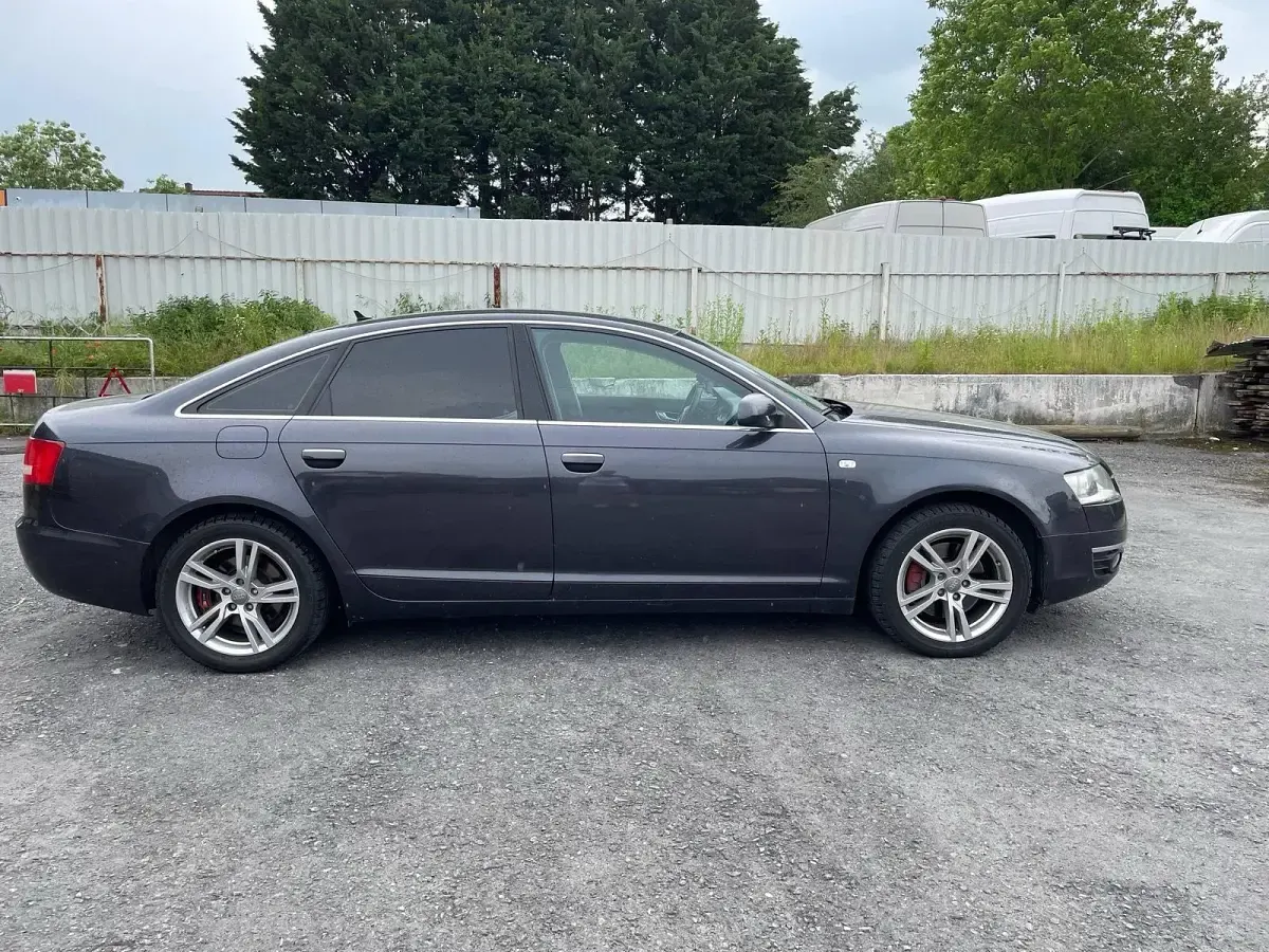 Gebraucht Audi A6 224 PS (164 kW) 2004 Schwarz Limousine