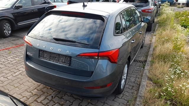 Quarz grau metallic quarz grau metallic Gebraucht 2020 Skoda Scala Drive Kleinwagen | 16.795 € (Fairer Preis) - Bild 1/4
