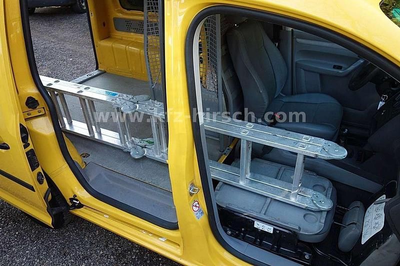 Second-hand VW Caddy 69 CP (50 kW) 2010 Other Monovolum