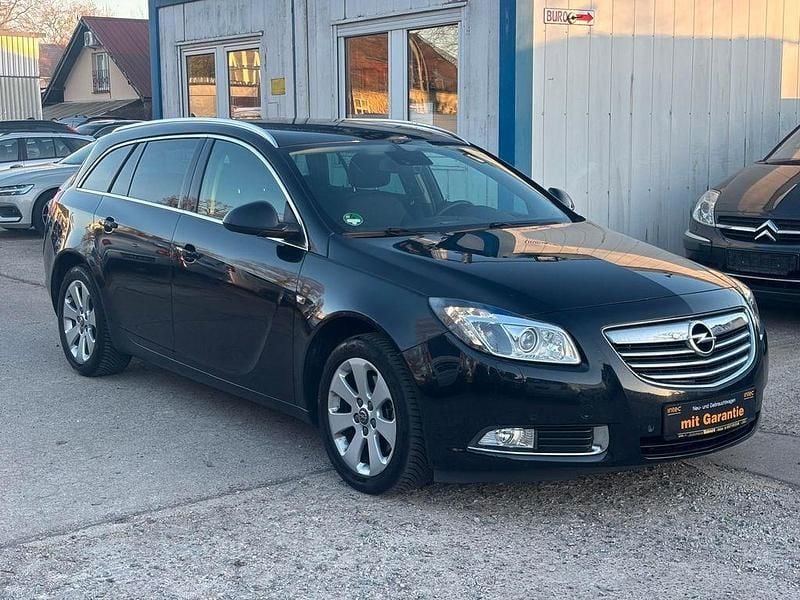 Gebraucht Opel Insignia Active 160 PS (117 kW) 2013 Schwarz Limousine