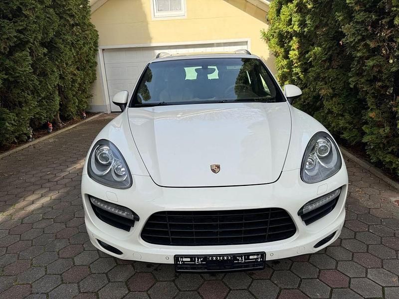 Gebraucht Porsche Cayenne Turbo 500 PS (367 kW) 2011 Weiß SUV