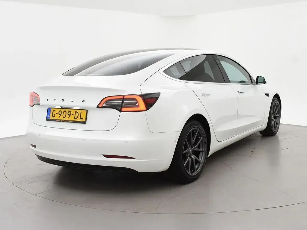 Gebraucht Tesla Model 3 Long Range AWD 258 kW (351 PS) 2019 Weiß Limousine