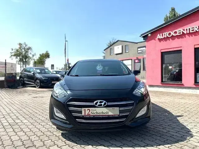 Gebraucht Hyundai i30 Passion 135 PS (99 kW) 2017 Andere Limousine