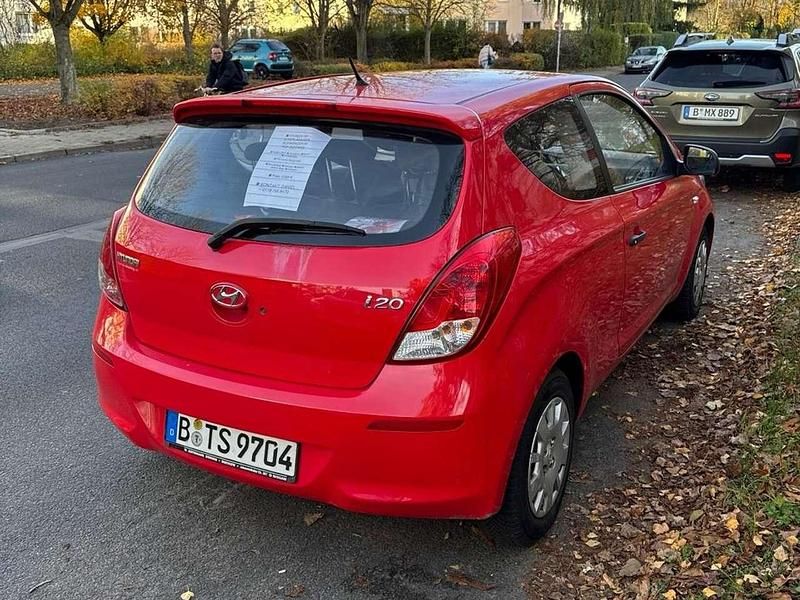 Gebraucht Hyundai i20 Classic 86 PS (63 kW) 2012 Limousine