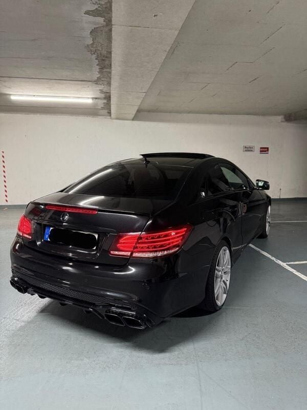 Schwarz Gebraucht 2014 Mercedes E350 AMG Coupé | 20.999 € (Fairer Preis) - Bild 1/4