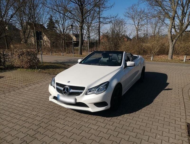 Second-hand Mercedes E200 184 CP (135 kW) 2014 Alb Cabrio