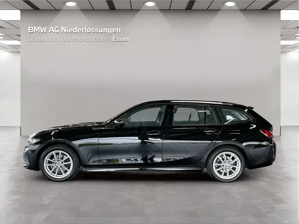 Gebraucht BMW 320 190 PS (139 kW) 2023 Schwarz Kombi