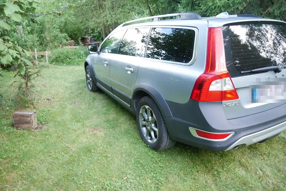 Gebraucht Volvo XC70 Ocean Race 205 PS (150 kW) 2009 Silber Kombi
