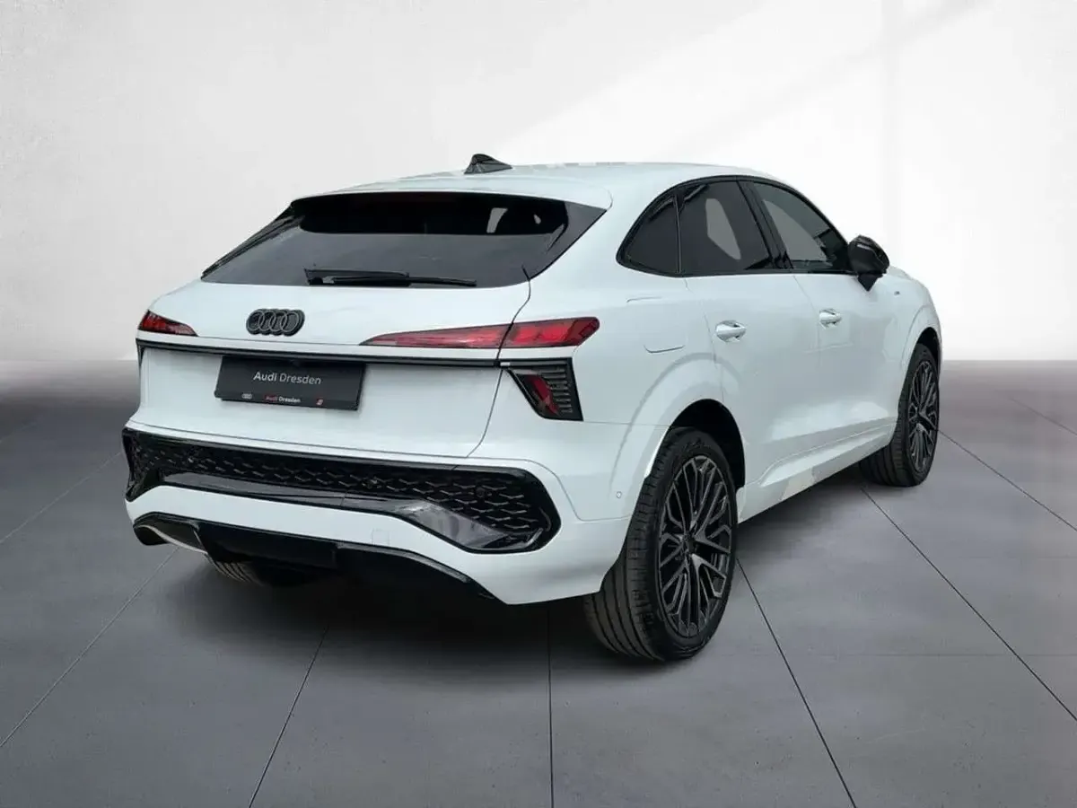 Neu Audi Q3 150 PS (110 kW) 2026 Arkonaweiß SUV