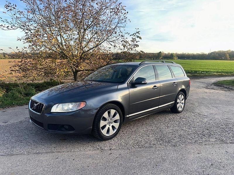 Usata Volvo V70 200 CV (147 kW) 2009 Grigio Station wagon