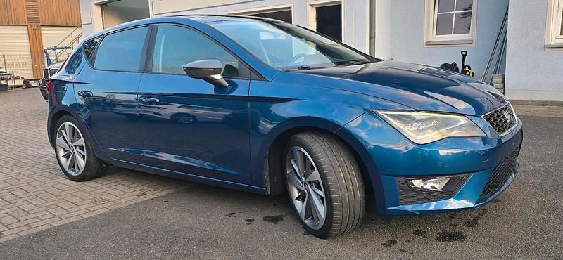 Gebraucht Seat Leon FR 184 PS (135 kW) 2013 Blau Limousine