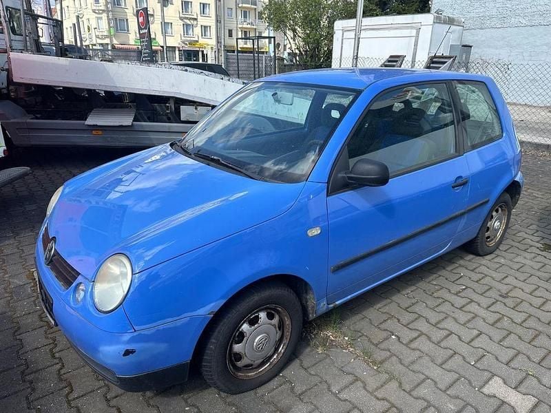 Gebraucht VW Lupo 75 PS (55 kW) 1999 Blau Kleinwagen