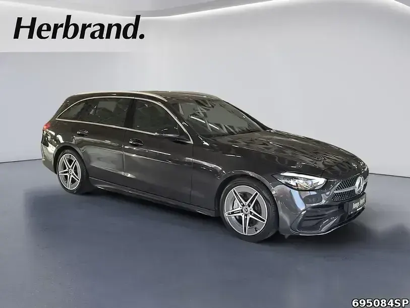 Gebraucht Mercedes C300 AMG 265 PS (194 kW) 2025 Metalliclack graphitgrau Kombi