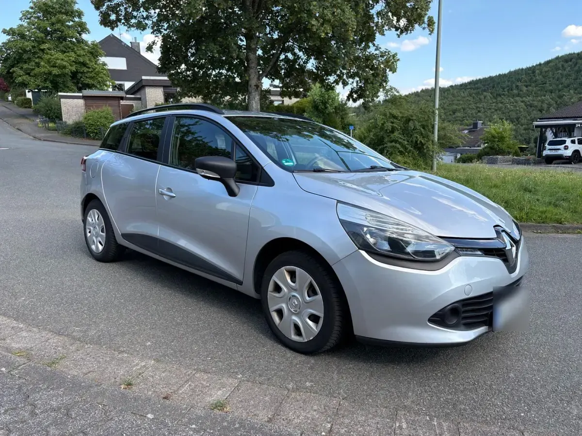 Gebraucht Renault Clio GrandTour Expression 75 PS (55 kW) 2015 Silber Kombi