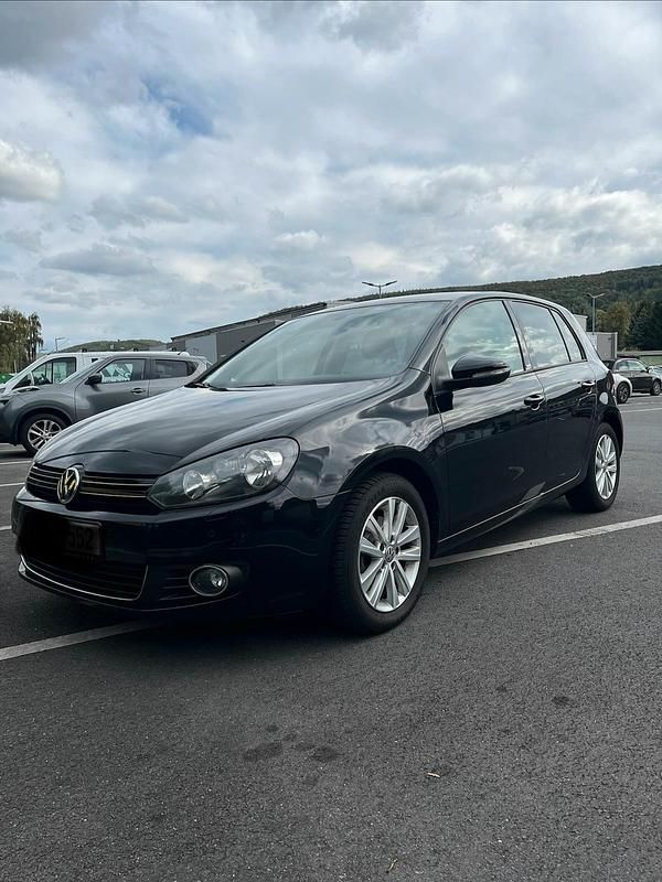 Schwarz Gebraucht 2011 VW Golf VI Style Kleinwagen | 6.700 € - Bild 1/4