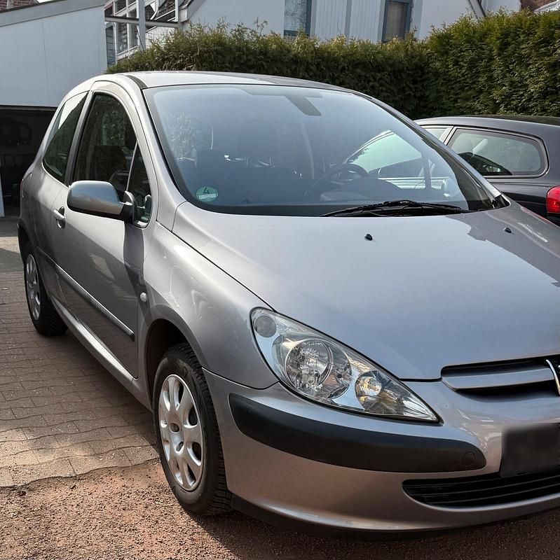 Gebraucht Peugeot 307 109 PS (80 kW) 2003 Silber Kleinwagen