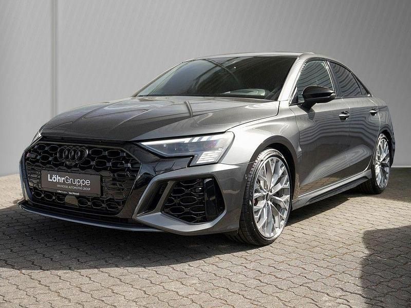 Gebraucht Audi RS3 Ambiente 400 PS (294 kW) 2023 Daytonagrau perleffekt Limousine