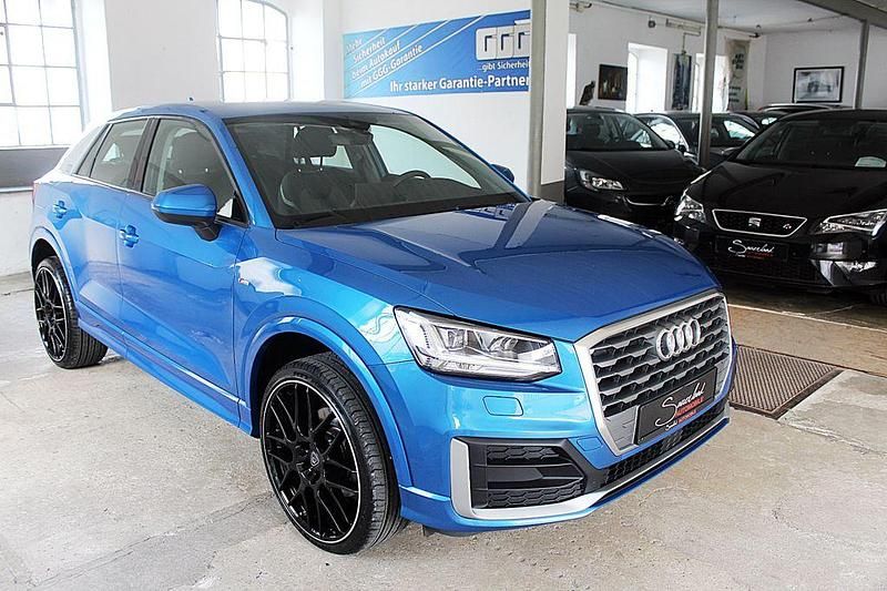 Gebraucht Audi Q2 S-Line 116 PS (85 kW) 2016 Blau SUV