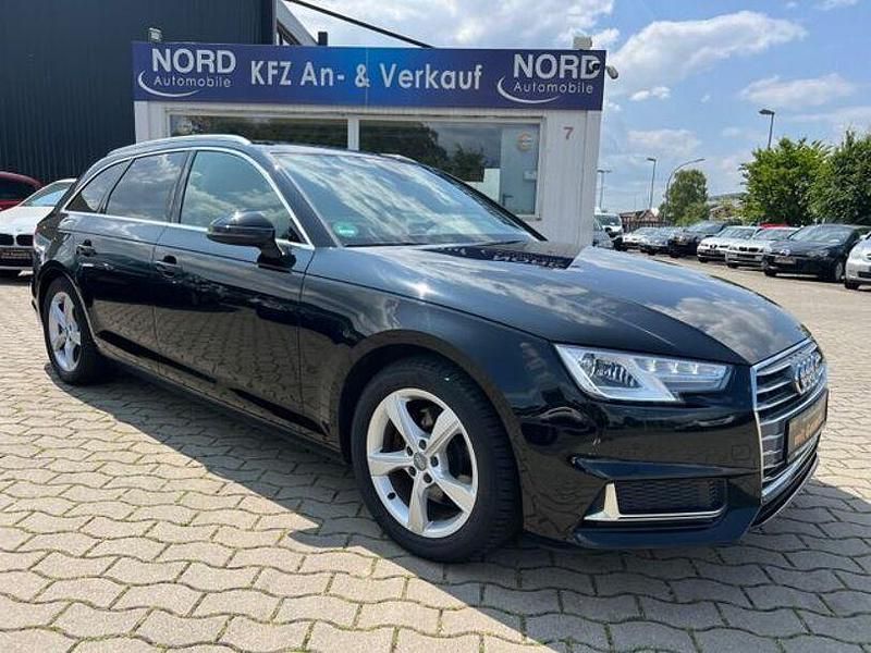 Gebraucht Audi A4 Sport 150 PS (110 kW) 2019 Schwarz Kombi
