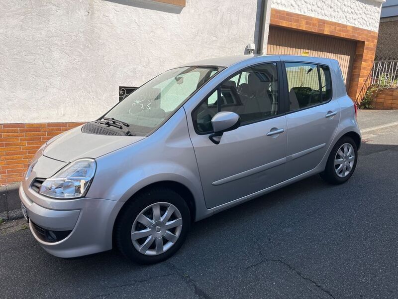 Silber Gebraucht 2011 Renault Modus Dynamique Van / Kleinbus | 5.200 € (Fairer Preis) - Bild 1/4