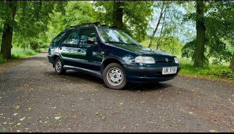 Grün Gebraucht 1996 Skoda Felicia Kombi | 2.800 € - Bild 1/4