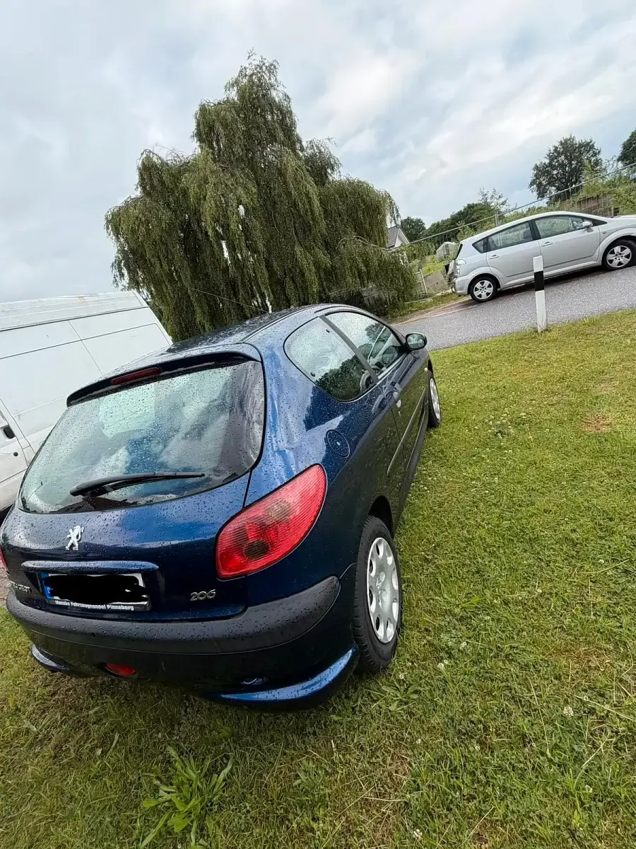 Gebraucht Peugeot 206 75 PS (55 kW) 2007 Blau Coupé