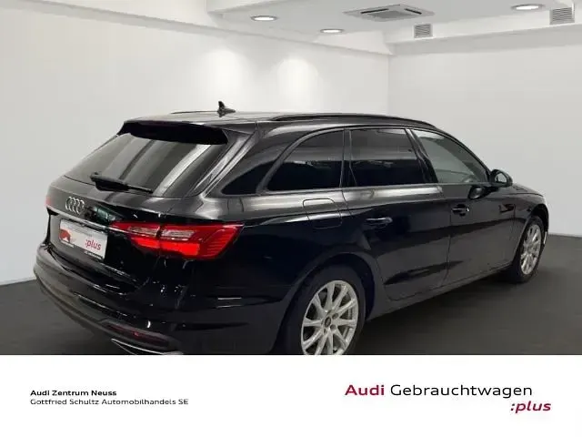 Gebraucht Audi A4 Business 150 PS (110 kW) 2022 Schwarz Kombi