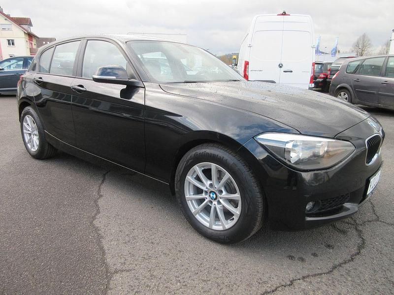 Gebraucht BMW 116 Advantage 136 PS (100 kW) 2015 Schwarz Kleinwagen