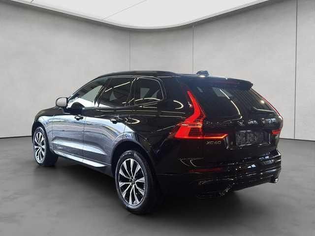 Gebraucht Volvo XC60 Plus 250 PS (183 kW) 2024 Onyx black metallic 717 SUV