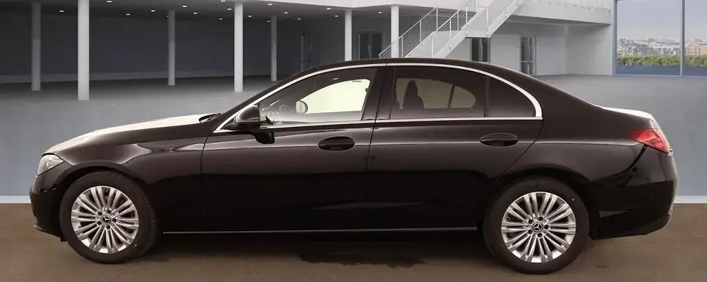 Gebraucht Mercedes C180 Avantgarde 170 PS (125 kW) 2025 Schwarz Limousine