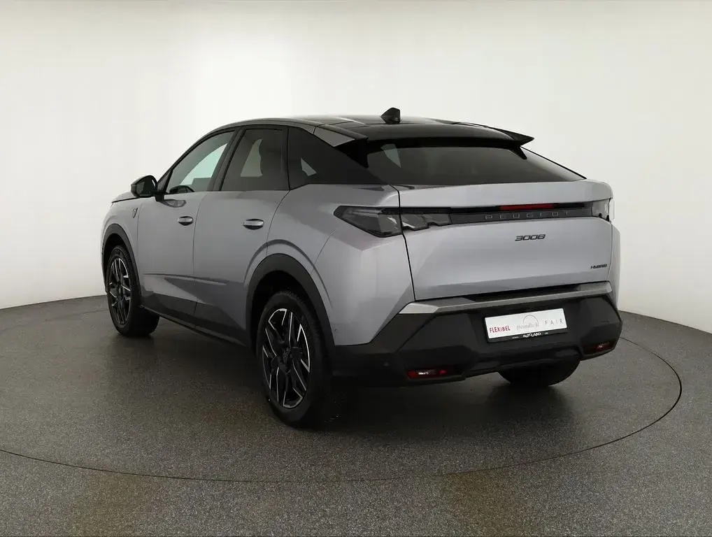 Neu Peugeot 3008 GTi 145 PS (106 kW) 2025 Grau SUV