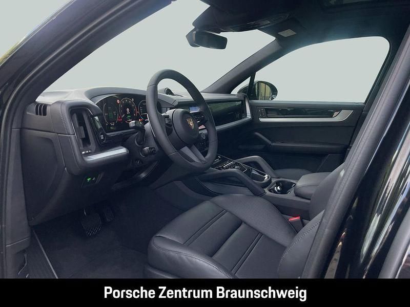 Gebraucht Porsche Cayenne 470 PS (345 kW) 2025 Schwarz SUV
