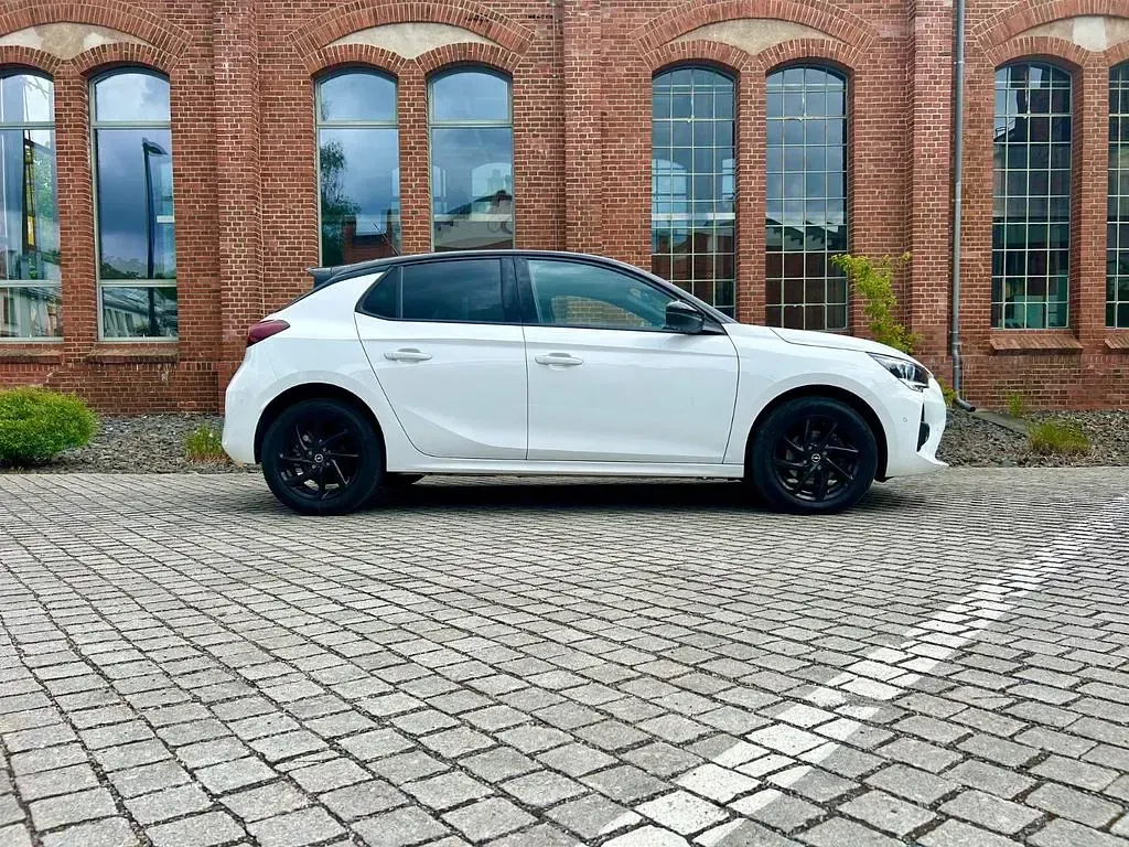 Usata Opel Corsa GS Line 131 CV (96 kW) 2022 Bianco Utilitaria