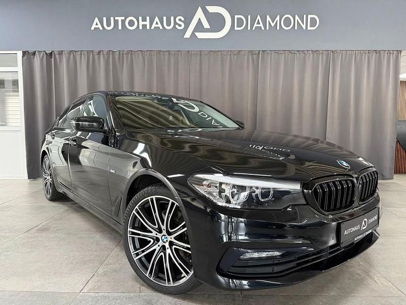 Schwarz Gebraucht 2017 BMW 520 Sport Line Limousine | 23.990 € (Teuer) - Bild 1/4