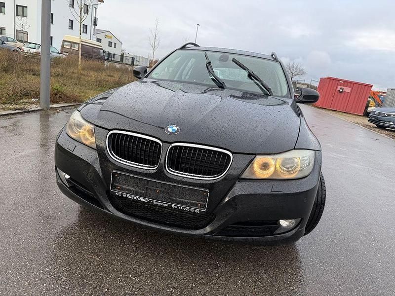 Second-hand BMW 320 177 CP (130 kW) 2008 Negru Berlinǎ