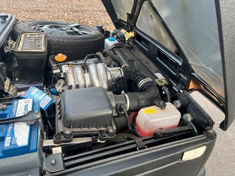 Gebraucht Lada Urban 83 PS (61 kW) 2017 Schwarz SUV