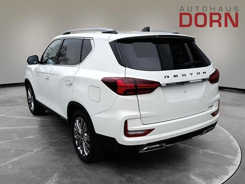 Neu KGM Rexton 201 PS (147 kW) 2026 Grand white SUV