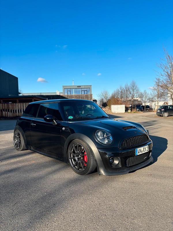 Schwarz Gebraucht 2011 Mini John Cooper Works Kleinwagen | 9.490 € (Teuer) - Bild 1/4