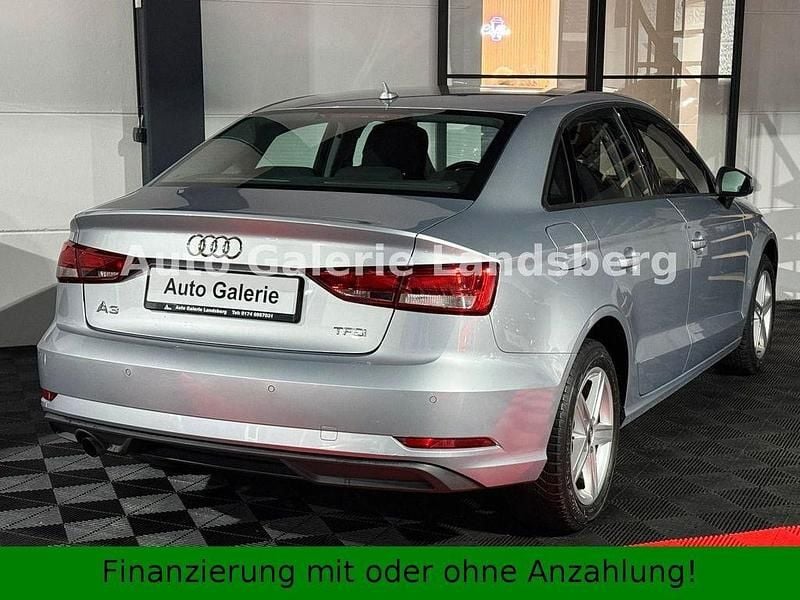 Gebraucht Audi A3 Ambiente 116 PS (85 kW) 2017 Silber Limousine