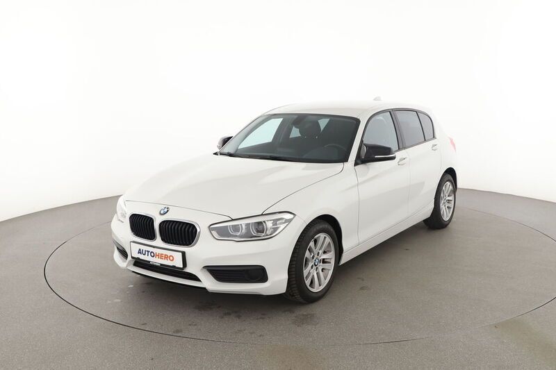 Weiß Gebraucht 2016 BMW 118 Kleinwagen | 12.330 € (Etwas zu teuer) - Bild 1/4