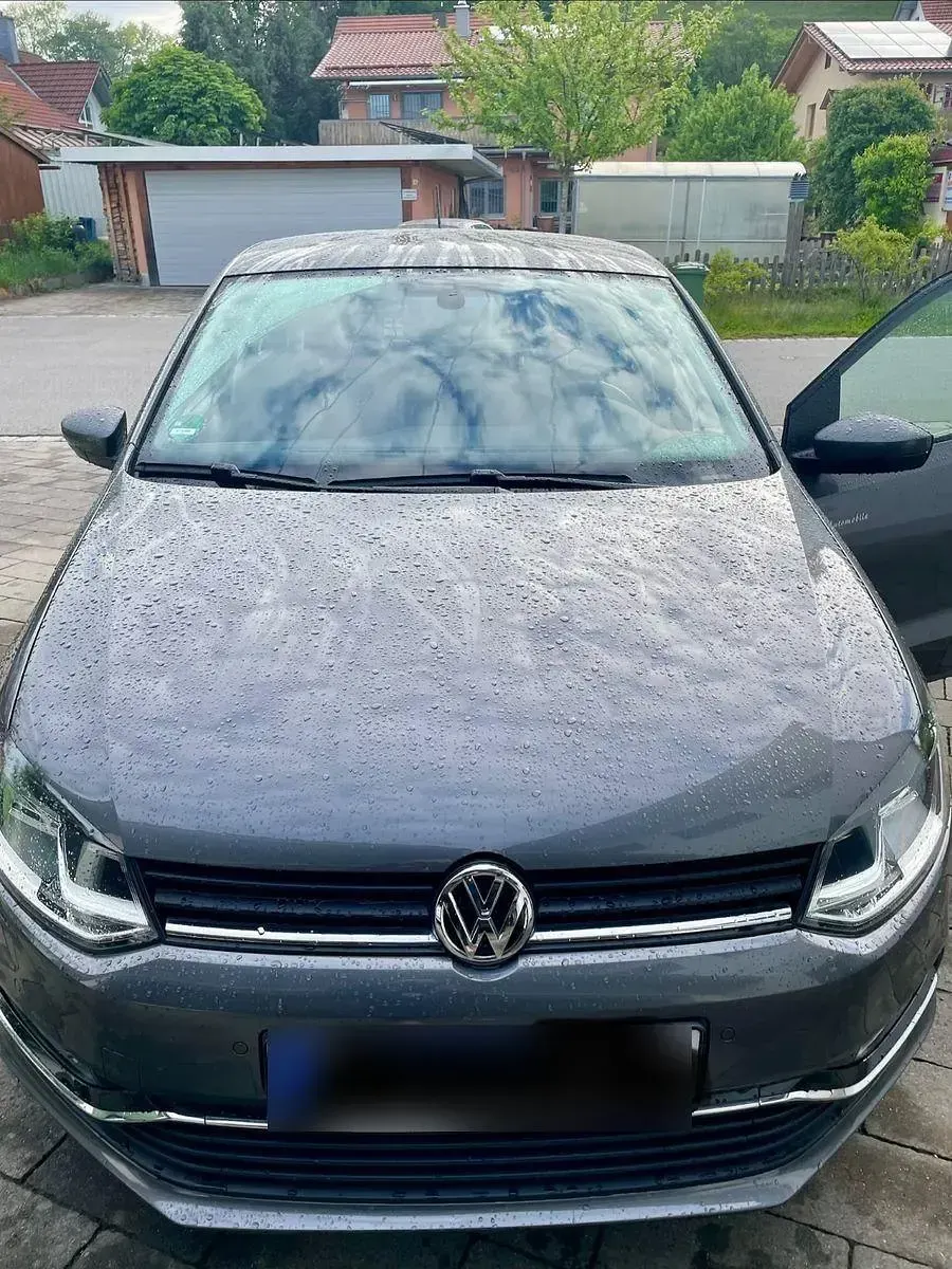 Używany VW Polo Highline 90 KM (66 kW) 2016 Szary Hatchback