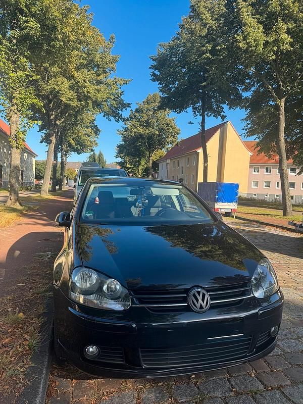 Schwarz Gebraucht 2008 VW Golf V Limousine | 3.500 € (Fairer Preis) - Bild 1/4