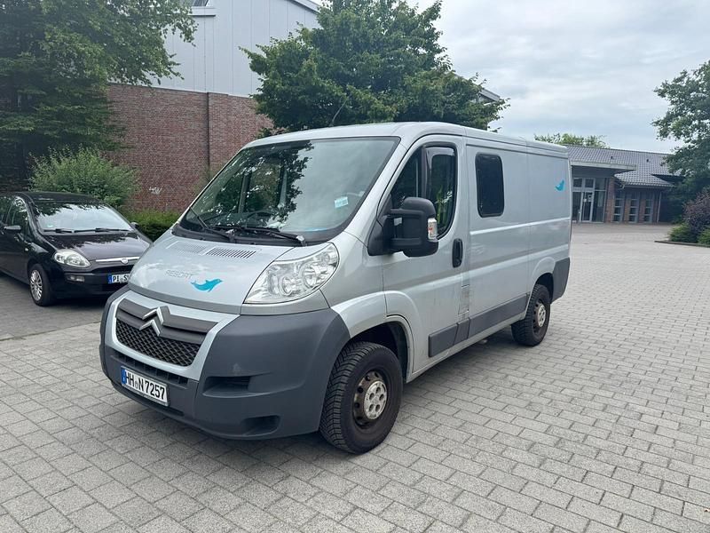 Silber Gebraucht 2014 Citroën Jumper Van / Kleinbus | 5.990 € (Superpreis) - Bild 1/4