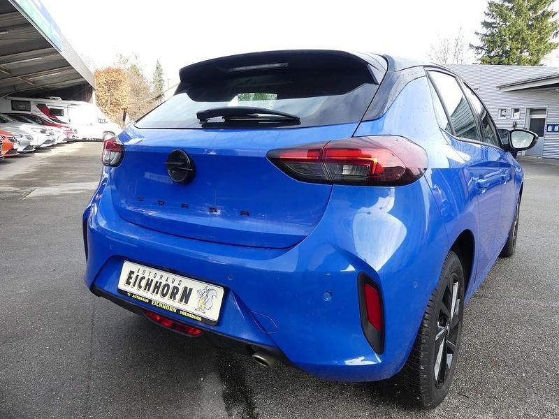 Gebraucht Opel Corsa 101 PS (74 kW) 2024 Voltaik blau Limousine