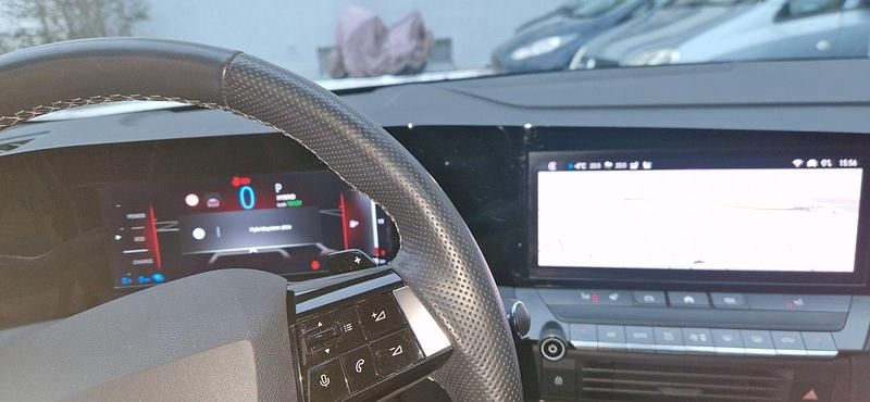 Gebraucht Opel Astra 150 PS (110 kW) 2023 Gold Limousine